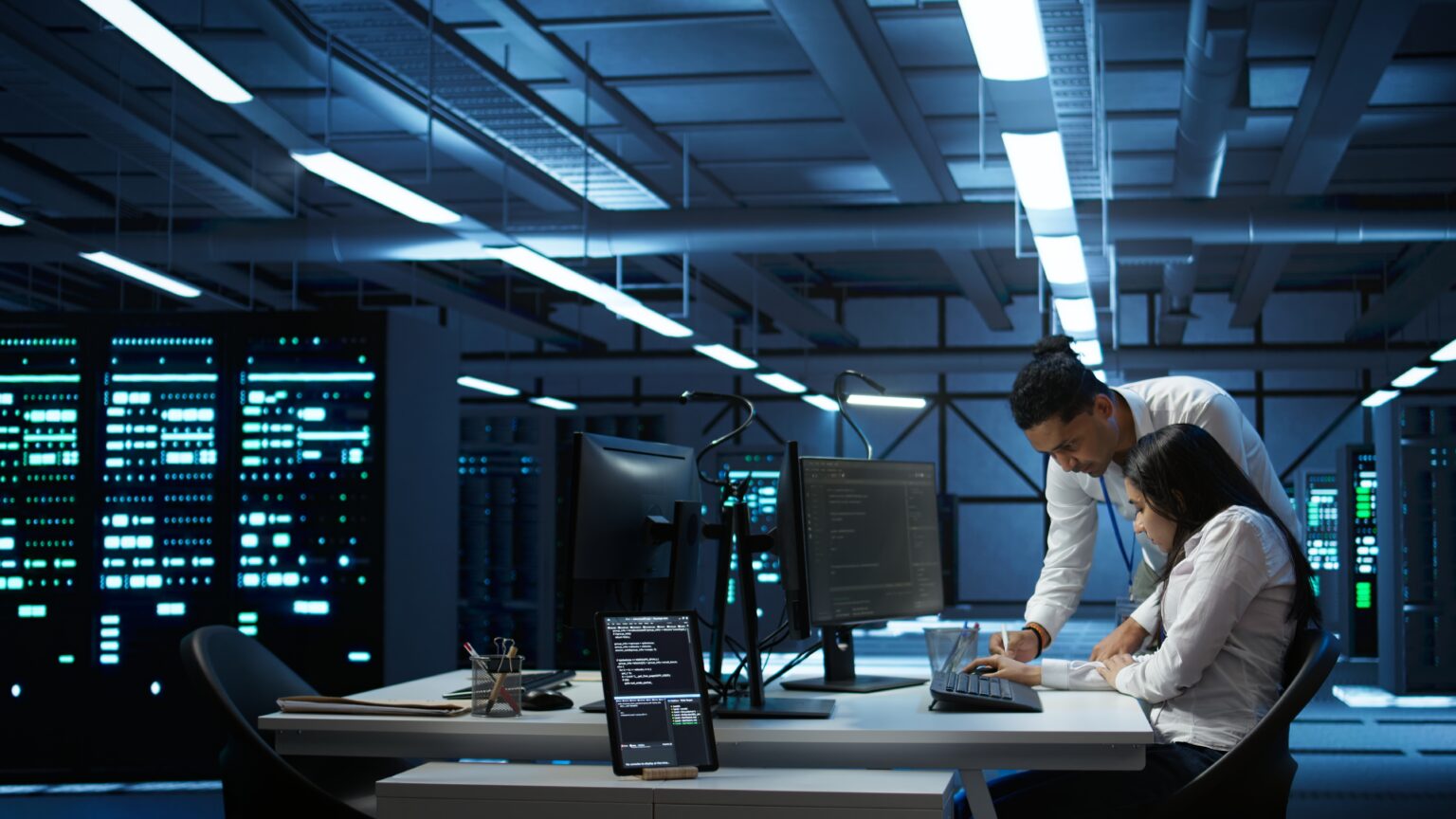 What is SecOps? | IT Wiki | Proximity MFA for Shared Workstations ...